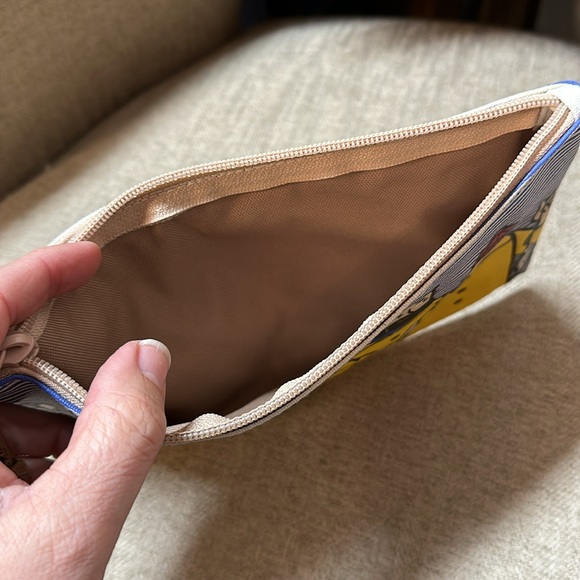 Seattle // PNW travel pouch - Picture 2 of 6